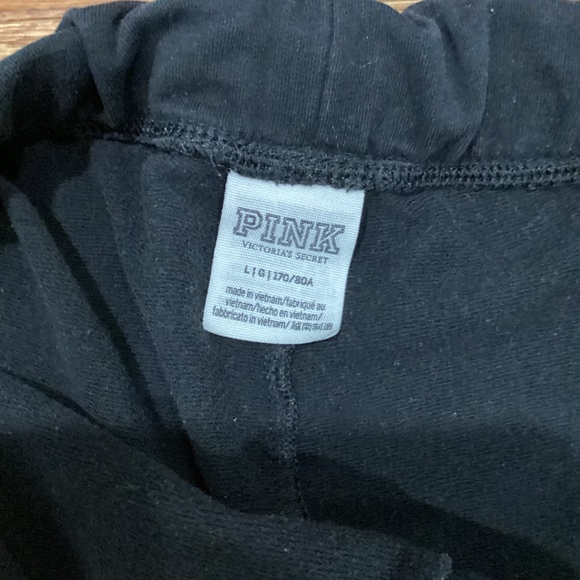 Victoria’s Secret VS Love Pink Rainbow Striped Shorts Size Large - Picture 2 of 4